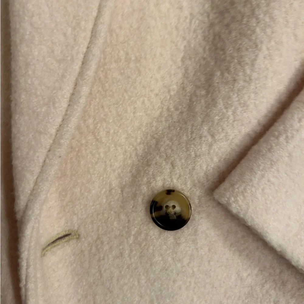 J crew 100% wool cream coat - Picture 3 of 4